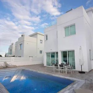 Villa Ioli Bay By Trulycyprus, Protaras